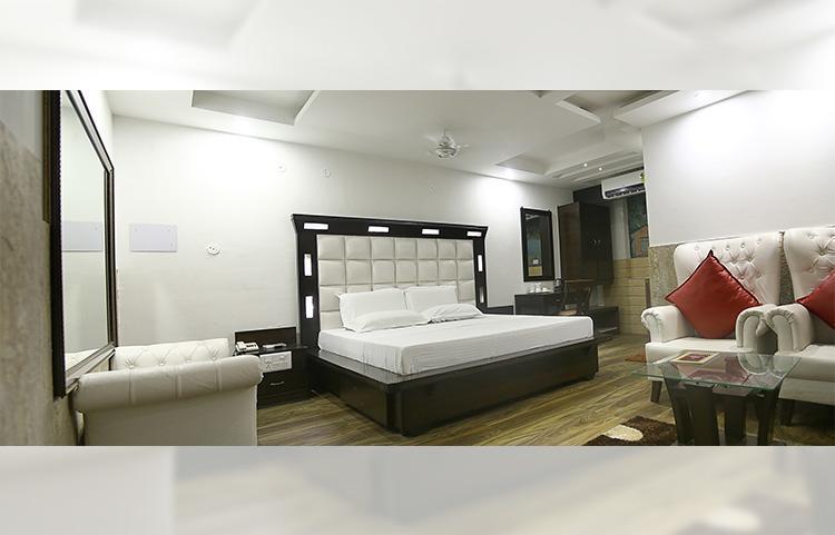 Hotel Sahil Palace Rupnagar  Exterior photo