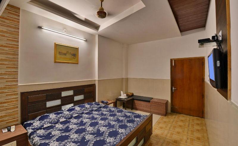 Hotel Sahil Palace Rupnagar  Exterior photo